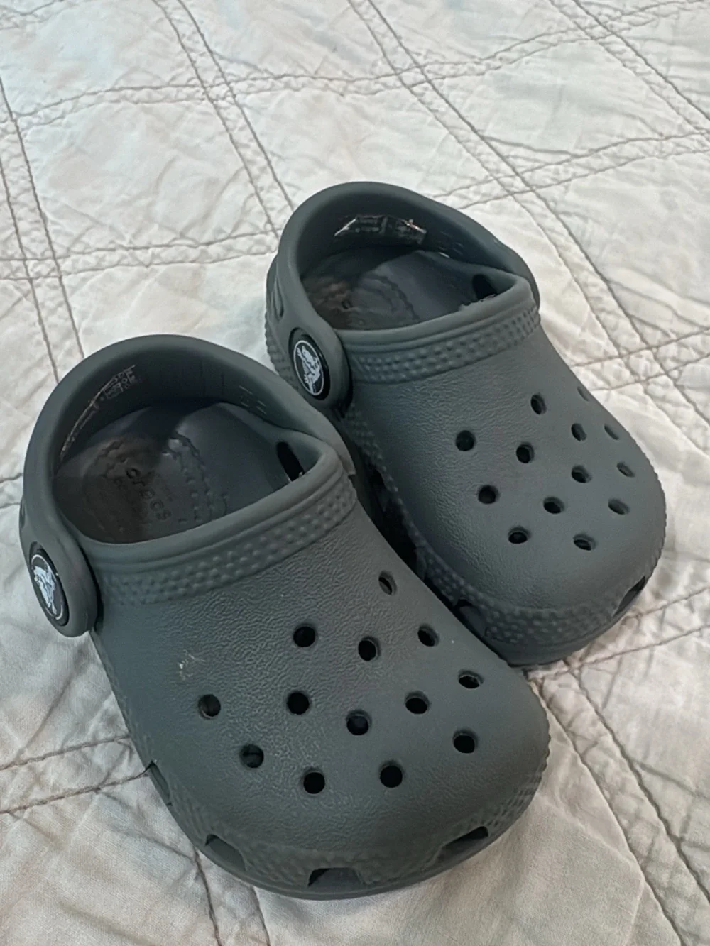CROCS Kids Classic Clog in Gray